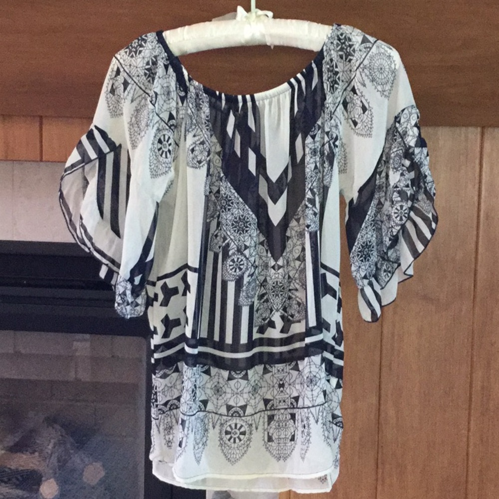 Yahada Sheer Top